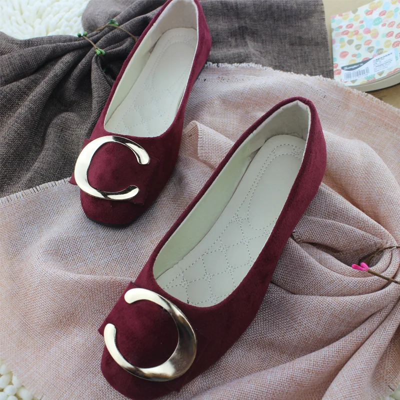 Женские туфли конфетных цветов лоферы металлические топ сайдеры искусственная