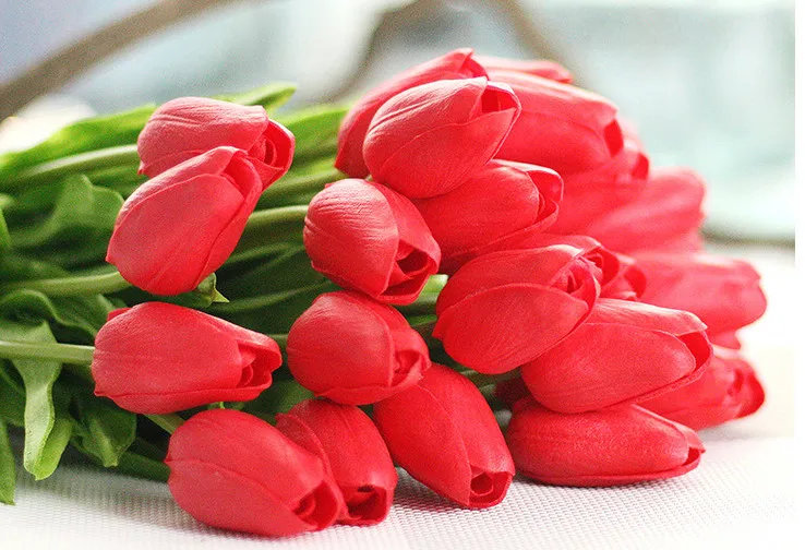 11PC Fake Red Tulips Silk Tulip Artificial Flowers Tulips For Home Decoration Lot Artificial Flowers For Wedding Tulip Bouquets