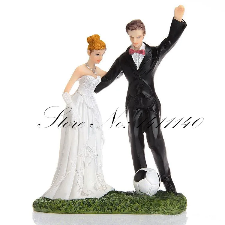 free shipping &quotPlay Basketball ' Bride and Groom Wedding Cake Topper Couple Figurines for wedding cake decorahtions | Дом и сад