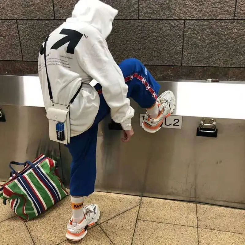 Удобная мужская модная спортивная обувь Весенняя уличная женские