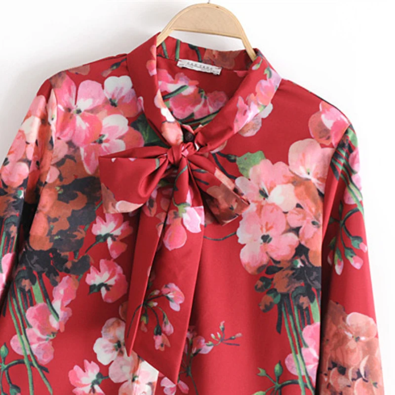 Повседневная Блузка Цветочный принт Бабочка LED Дизайн теплый красный с лацканами