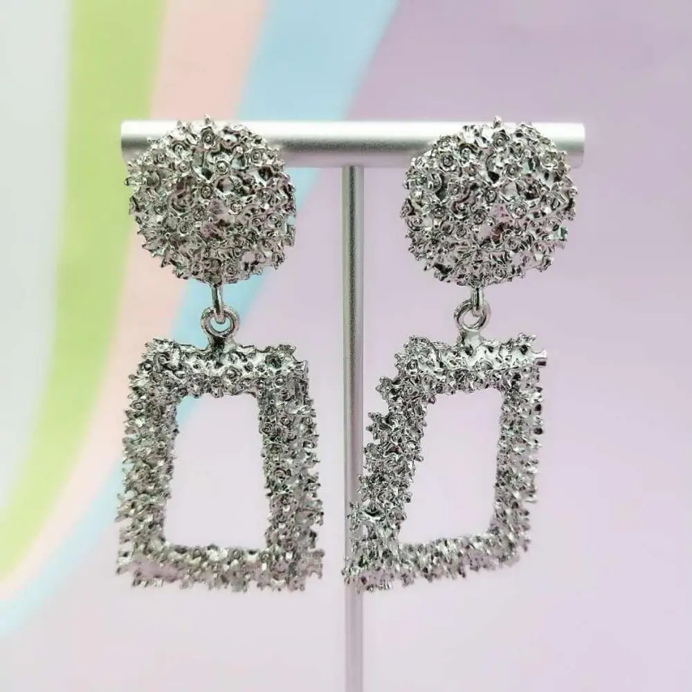 Модные женские сережки золото с родиевым покрытием покрытие хорошее качество