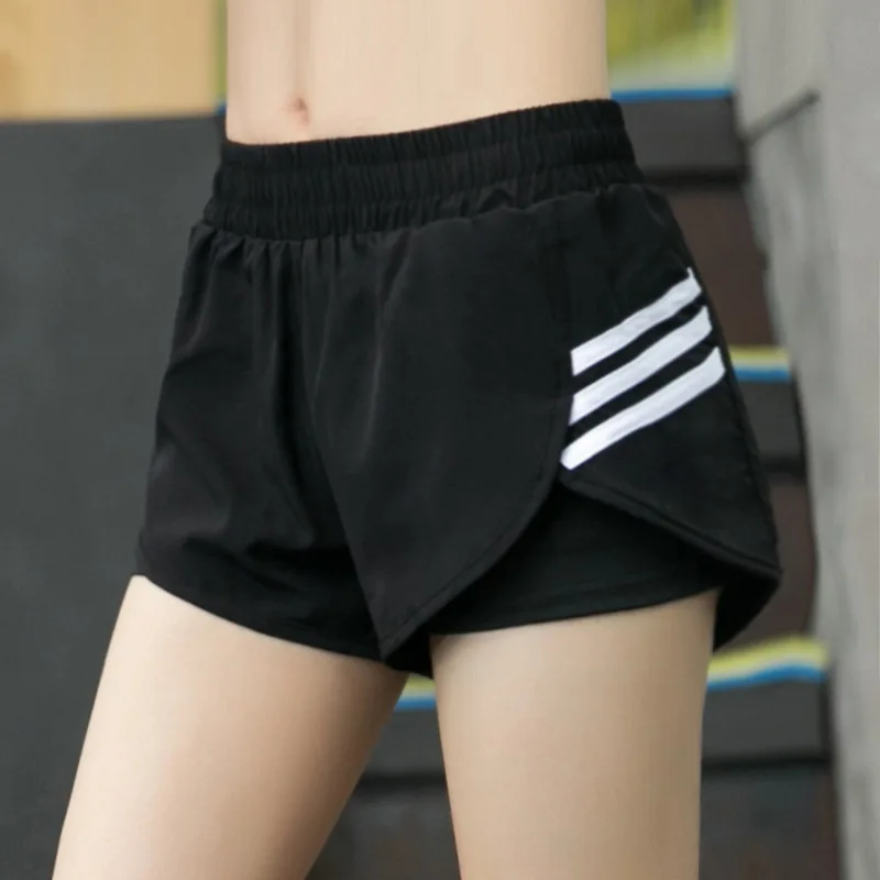 Летние пляжные спортивные шорты женские три точки теплые брюки Yoga поддельные две