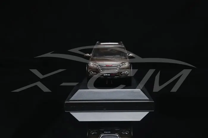 Литая под давлением модель автомобиля Great Wall Haval H6 1:43 может отодвинуться(коричневый)+ маленький подарок
