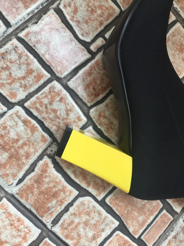 2019 г. Черный тянущийся носок сапоги женская обувь с квадратным носком желтый