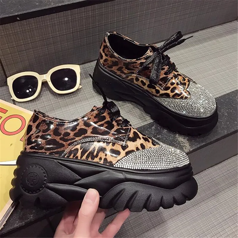 Кроссовки женские с леопардовым принтом повседневная обувь на платформе