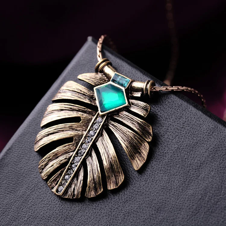 Women Major Suit Fashion All Match Alloy Pendant Green Necklace Long Chain Hot Sale New Look | Украшения и аксессуары