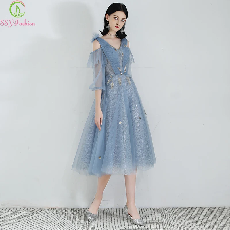Женское платье SSYFashion серое синее коктейльное с рукавом 3/4 и треугольным вырезом