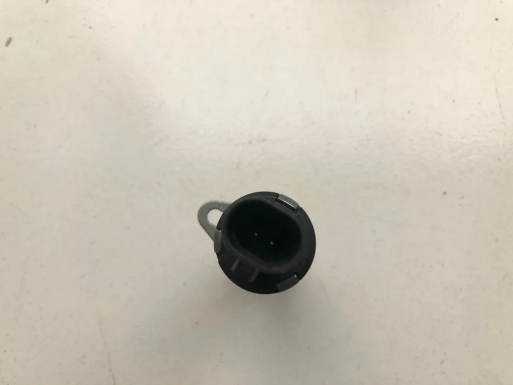 1 шт. клапан управления маслом для китайского SAIC ROEWE 350 MG3 MG5 1.5L двигателя