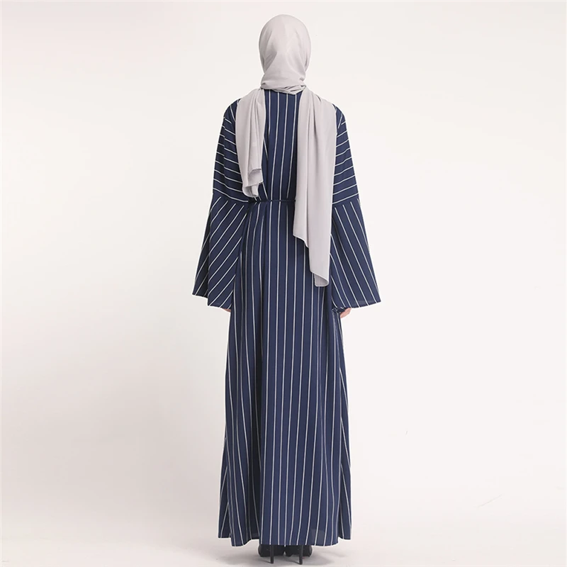 Женское мусульманское платье Abaya длинное в полоску с расклешенными рукавами