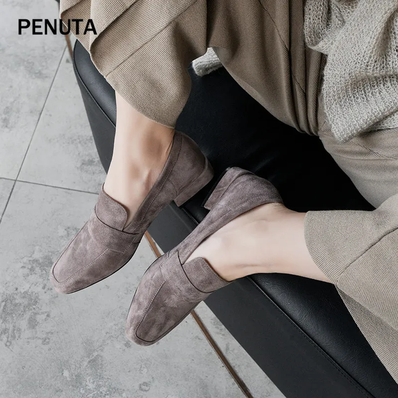 PENUTA/; замшевые женские лоферы в европейском стиле; высококачественные туфли на плоской подошве кофейного цвета; удобные туфли без задника с круглым носком; PF901