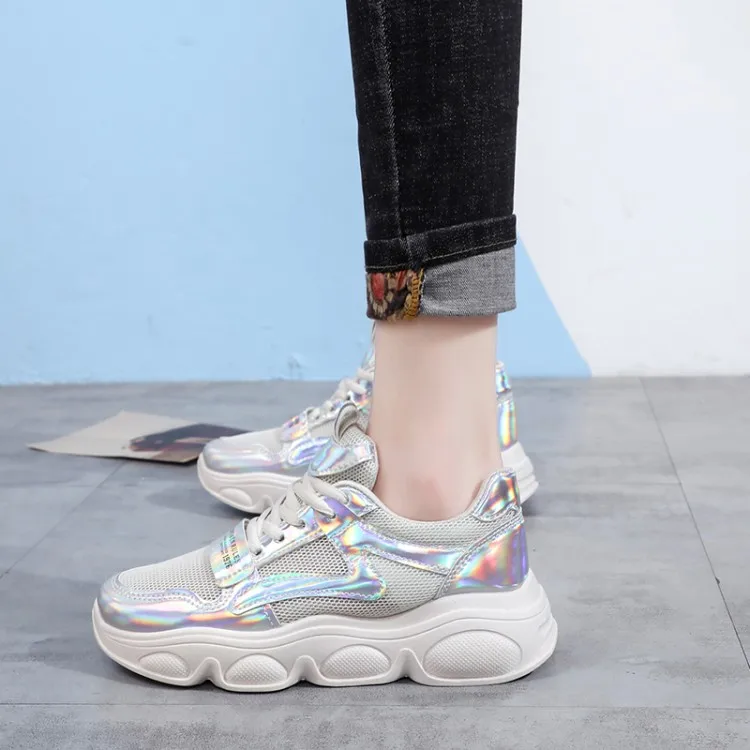 Женские кроссовки с блестками красные повседневные на платформе массивным