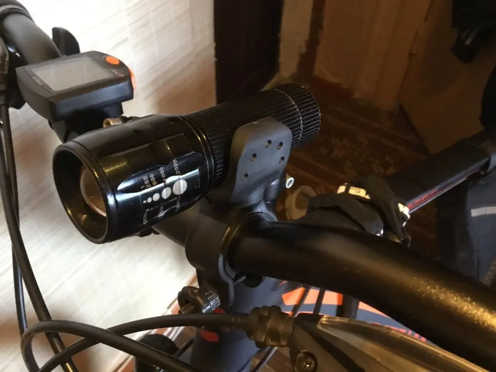 Универсальный держатель для велосипедных фар с поворотом на 360 градусов MTB