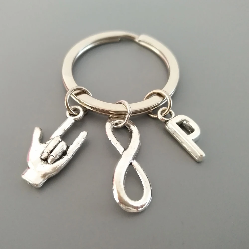 Парень/девушка брелок I Love You жест со знаком бесконечности Keydangle 26 первоначального