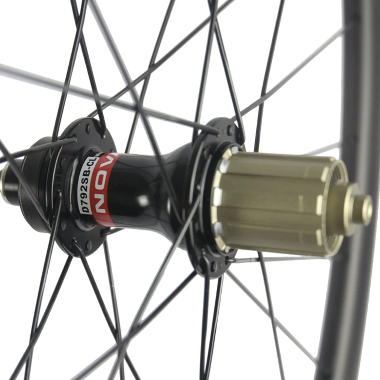 30 мм карбоновый комлпект дорожных колес Дисковая тормозная колесная покрышка 700C