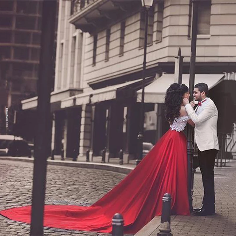 Vestido de festa сексуальный милый комплект из двух предметов мантия для выпускного вечера с рукавами-крылышками цвета слоновой кости и красное атласное свадебное платье
