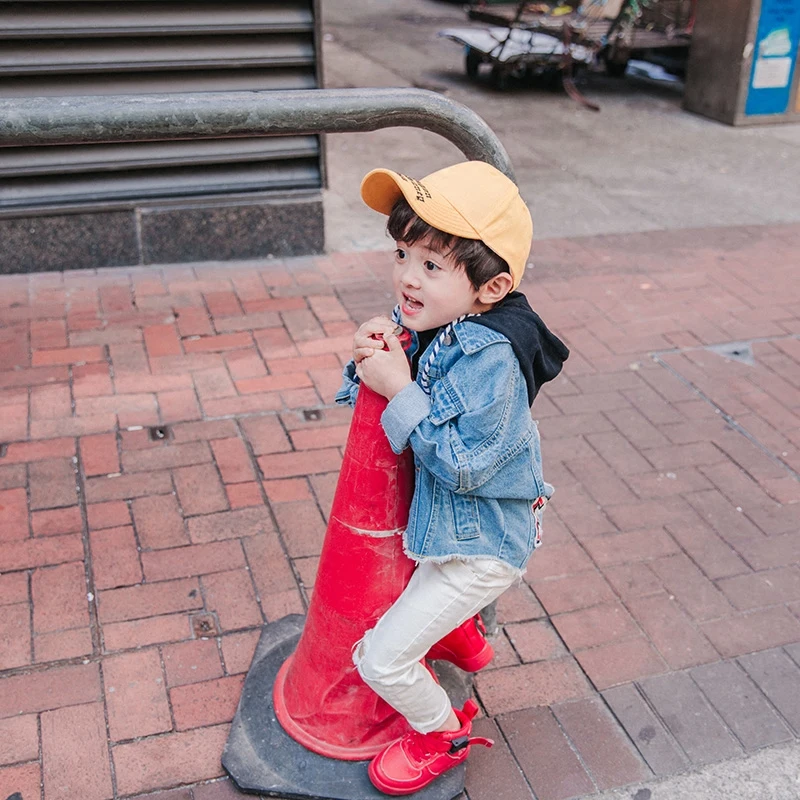 Весенняя джинсовая куртка для мальчиков 2018 новые вышитые рубашки корейская мода