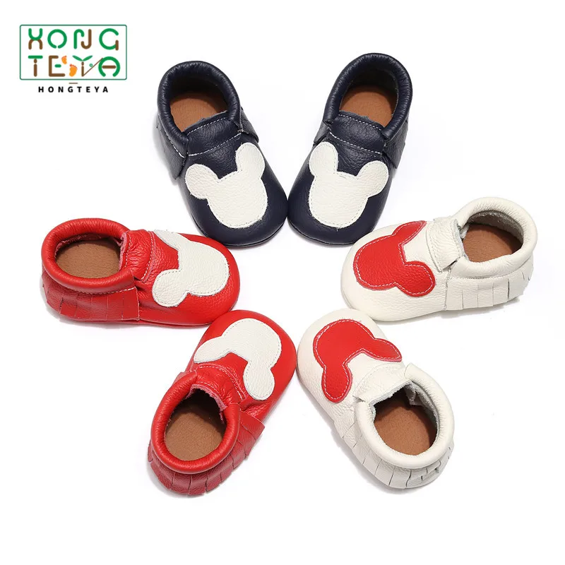 Осенняя обувь для маленьких девочек с Микки Маусом Мягкая из натуральной кожи