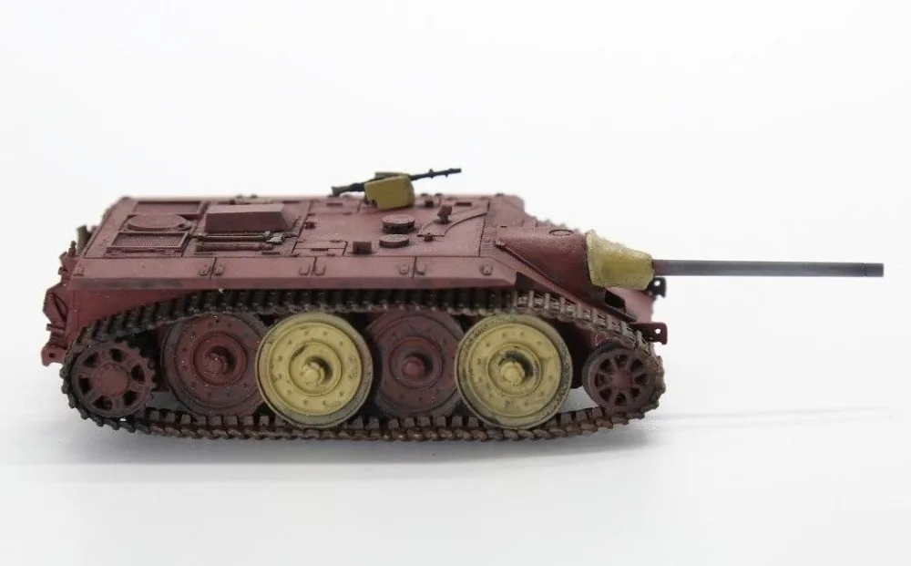 1/72 E-10 Jagdpanzer (низкая осанка) собранная Готовая модель 5 м Hobby |