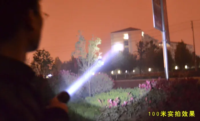 Светодиодный фонарь тактический походный для зарядки телефона