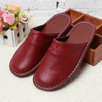 women dark red Новинка; высококачественные домашние тапочки из натуральной кожи; сезон весна-осень; домашняя обувь; Пара толстых нескользящих тапочек для мужчин и женщин - Цвет: women dark red