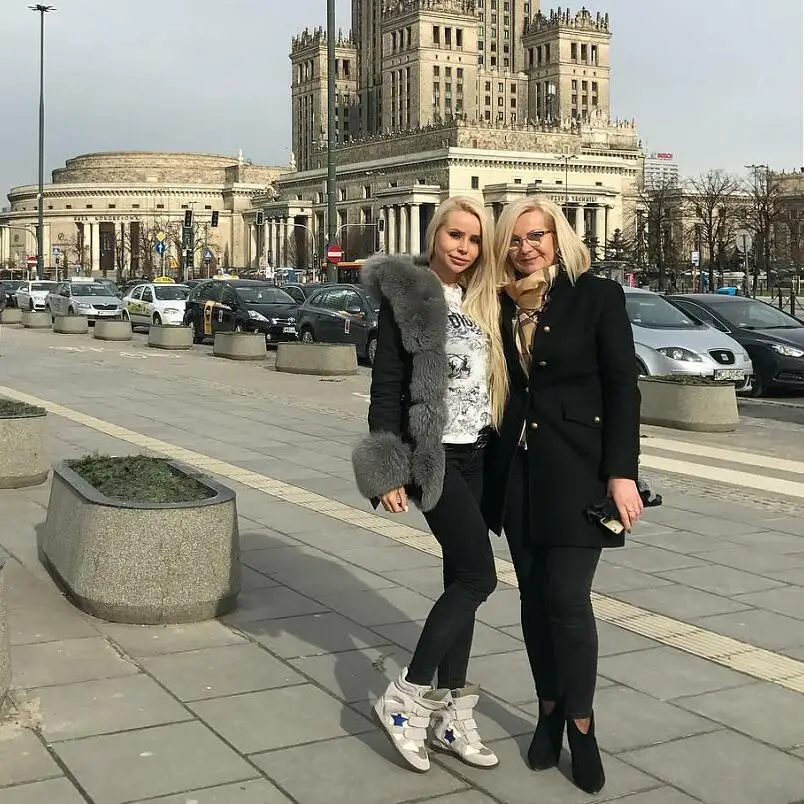 Женская новая шуба из натурального Лисьего меха Одежда Паркер большой меховой воротник пальто кроличий мех подкладка зима теплый Европейский уличный стиль