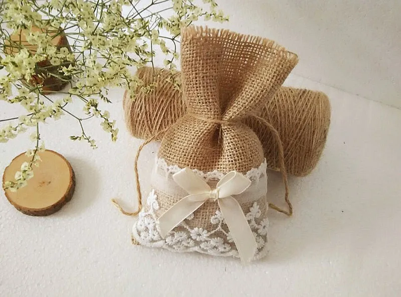 50 Hessian Burlap Bag with Laces Decoration Rustic Wedding Favors Bags (6" x 4") Engagement Decorations | Дом и сад