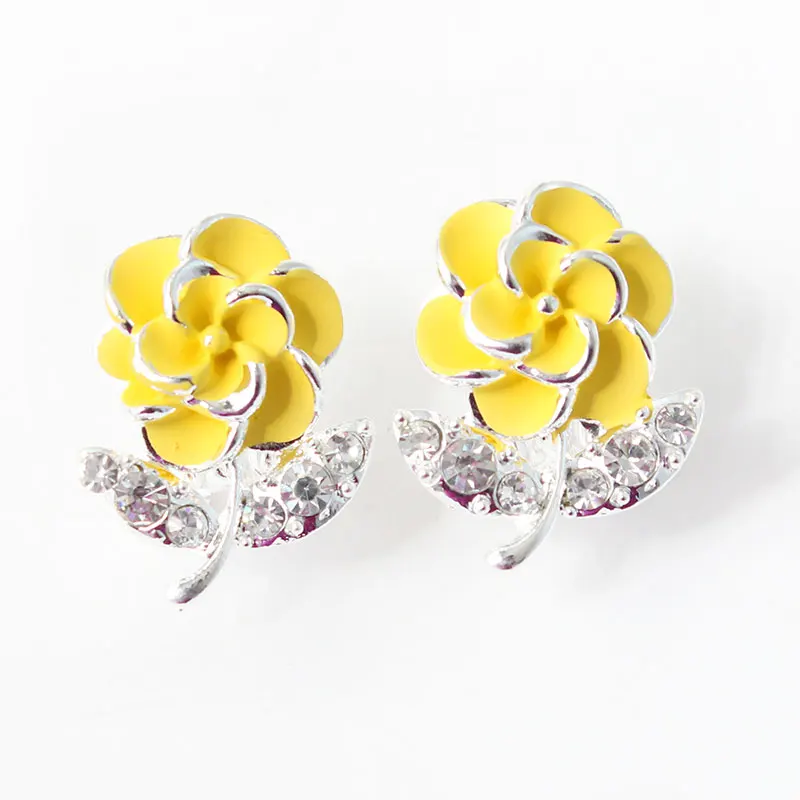 Серьги гвоздики F & U для девочек в виде свежего мороженого цветка с кристаллами и
