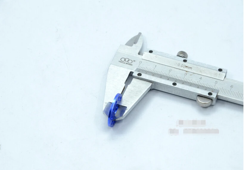 Запчасти для мотоциклов масляные фитинги масляного охладителя винты винтов