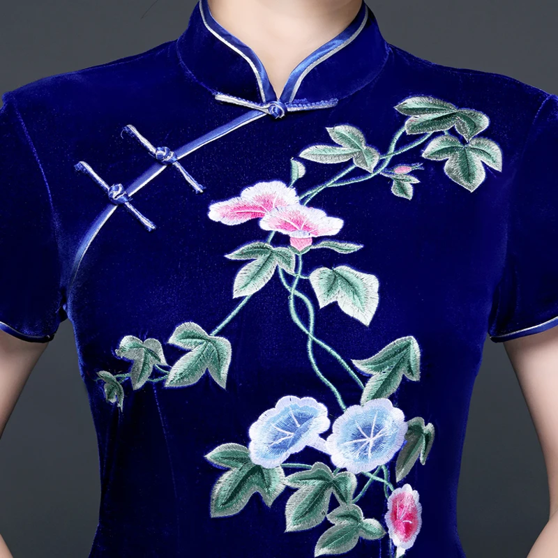 

New Velour Women 's Handemade Embroider Flower Mandarin Collar Long Cheong-sam Dress Big Size 4XL Chinese Improved Ao Dai 4XL