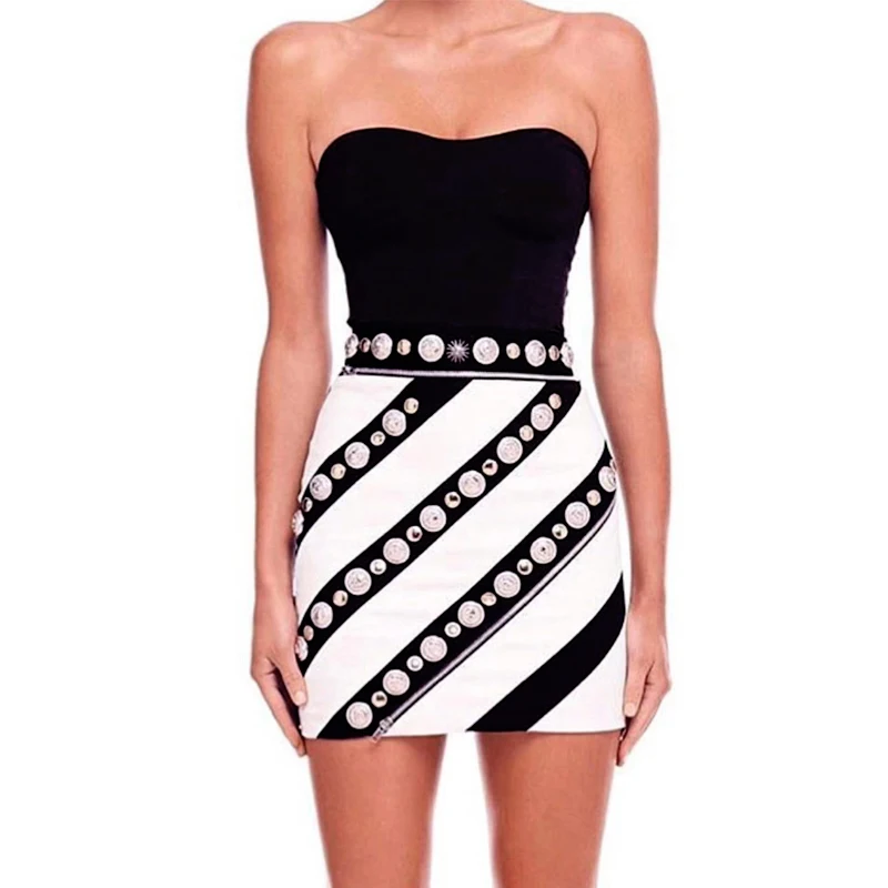 Женское облегающее платье выше колена без рукавов вечернее мини бретелек