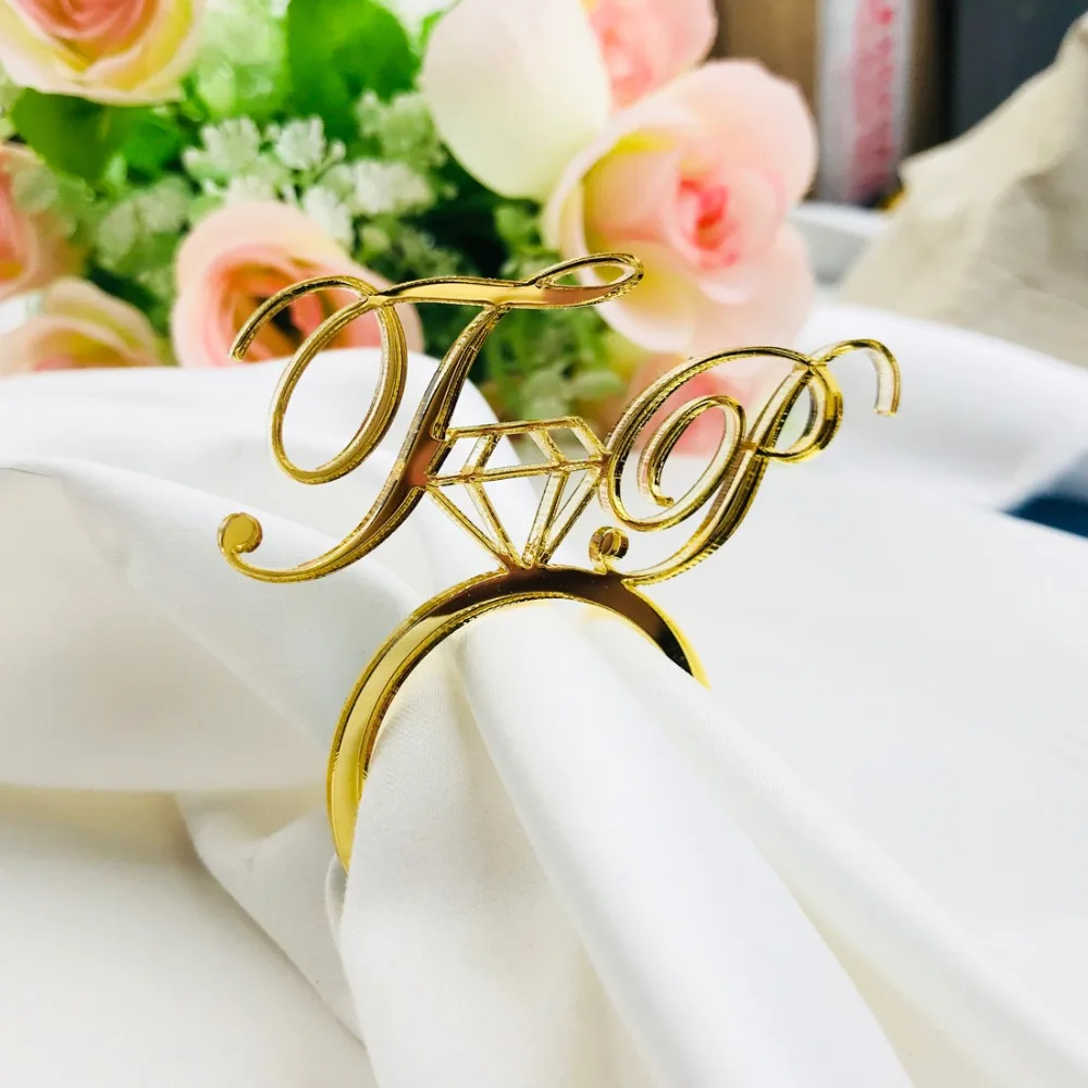 50 szt. Spersonalizowane drewno akrylowe złoto srebro laserowo wycinane pierścienie na serwetki z sercem diament na ślub dekoracja stołu na przyjęcie