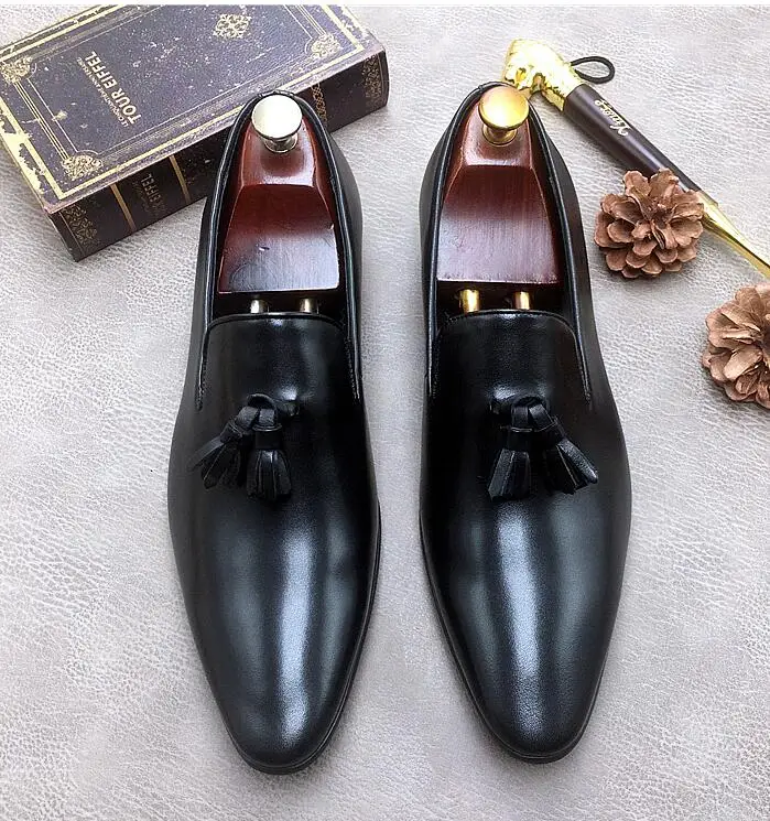

New men pointed toe dress shoes fashion tassel slip-on handmade shoes Genuine leather wedding party shoes