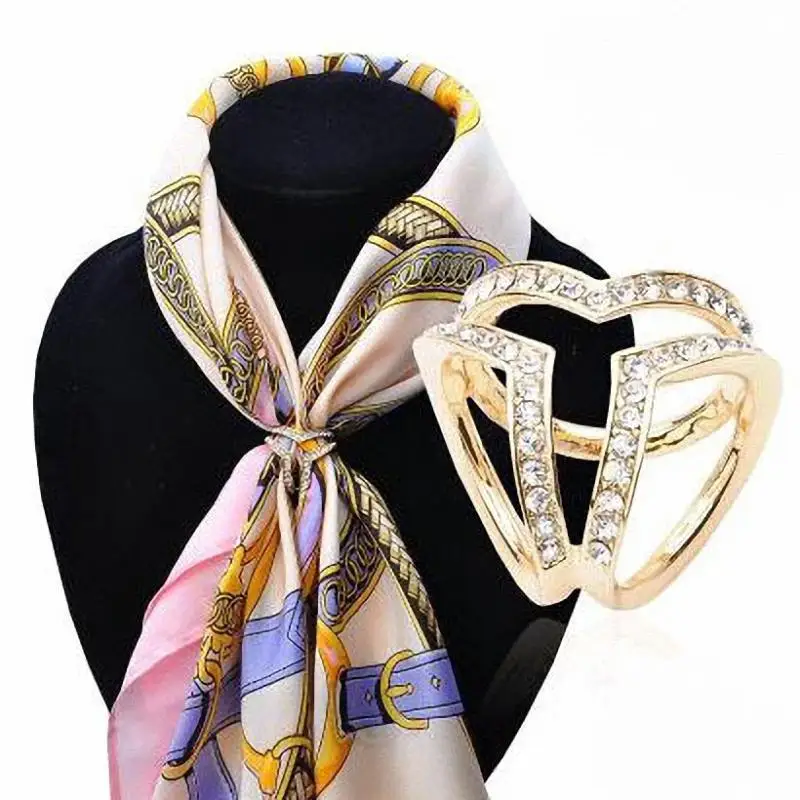 Фото Women's Simple Chic Scarf Buckle Tricyclic Ring rhinestone crystal tippet buckle accessories best selling 2018 products №1