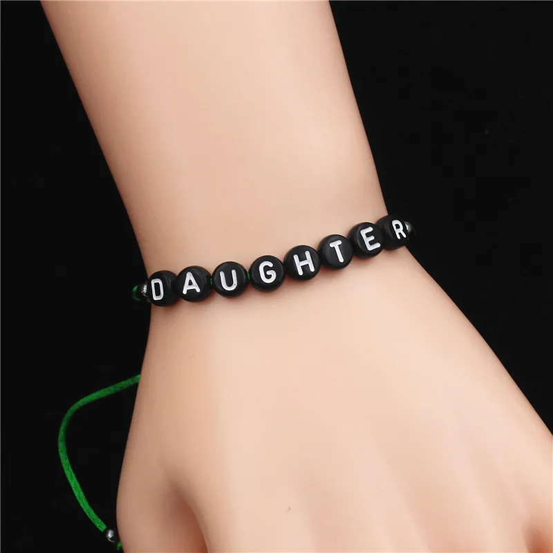 Браслет с надписью Мама и дочь ювелирное изделие ручной работы разные цвета