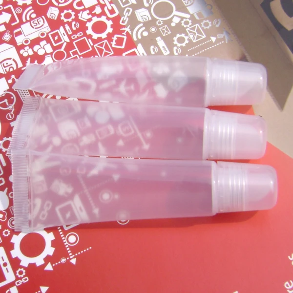 Бесплатная доставка высококачественный пластиковый бальзам для губ 10 г