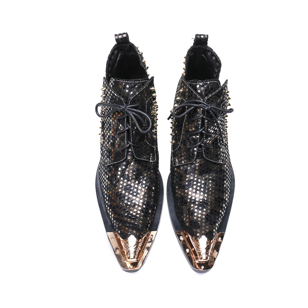 Осенне-зимние мужские ботинки из натуральной кожи с заклепками и золотистыми