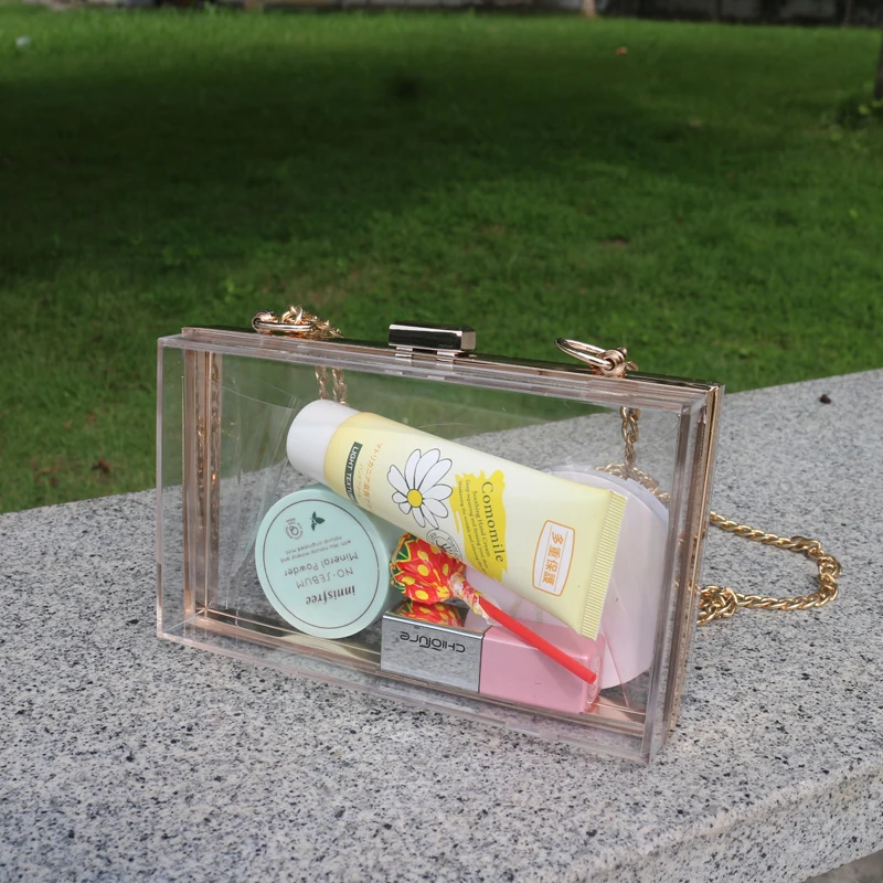 Акриловая сумка через плечо прозрачная с короткими ручками розовый клатч