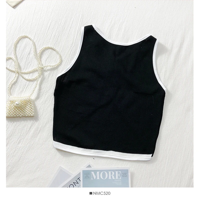 Женский трикотажный топ HELIAR однотонный укороченный на бретельках с