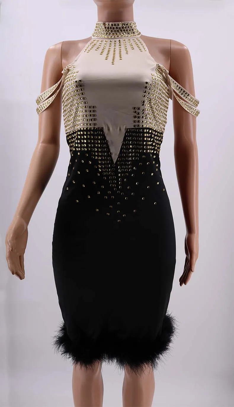 Женское летнее платье с открытыми плечами и блестками соблазнительное