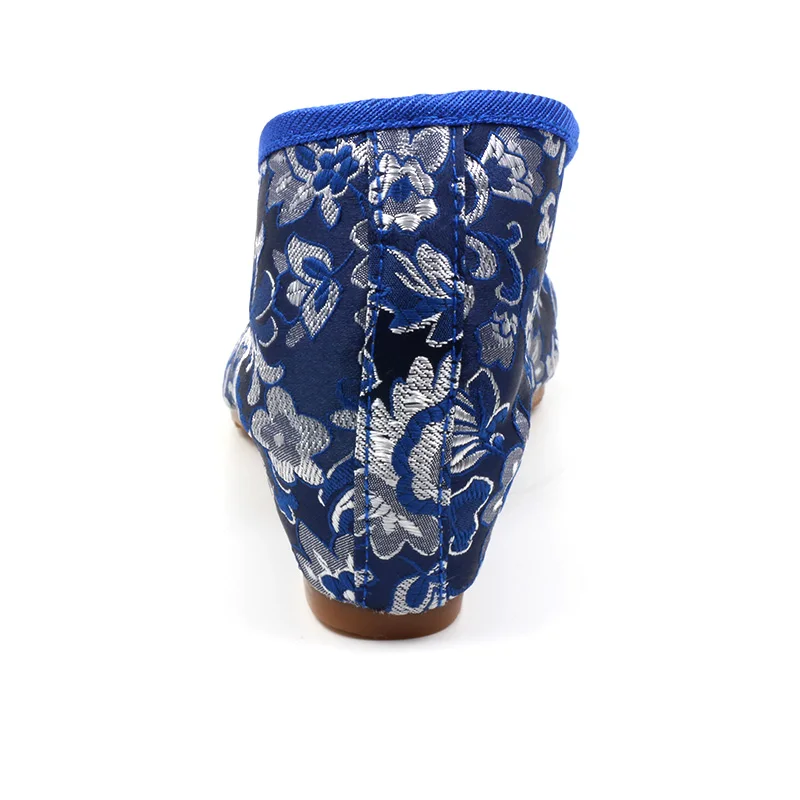 Новинка 2017 г. Пекинские парусиновые туфли женские с вышивкой на плоской подошве