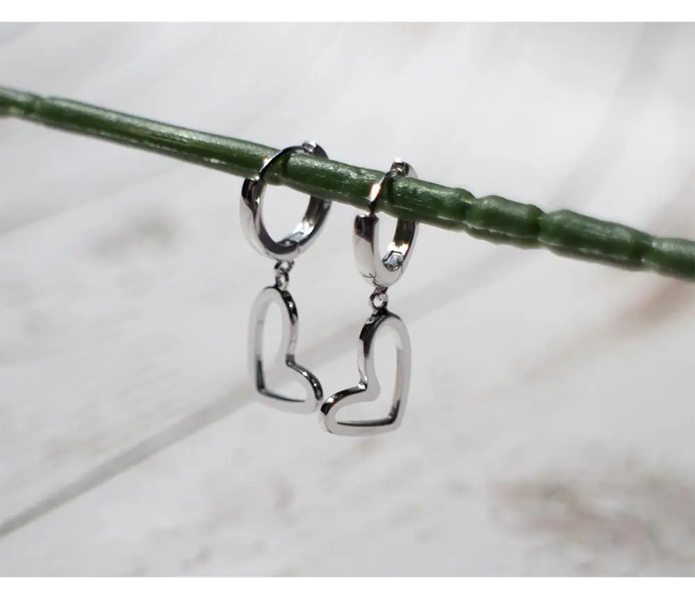 925 пробы серебряные серьги креативный дизайн в форме сердца Короткая подвеска