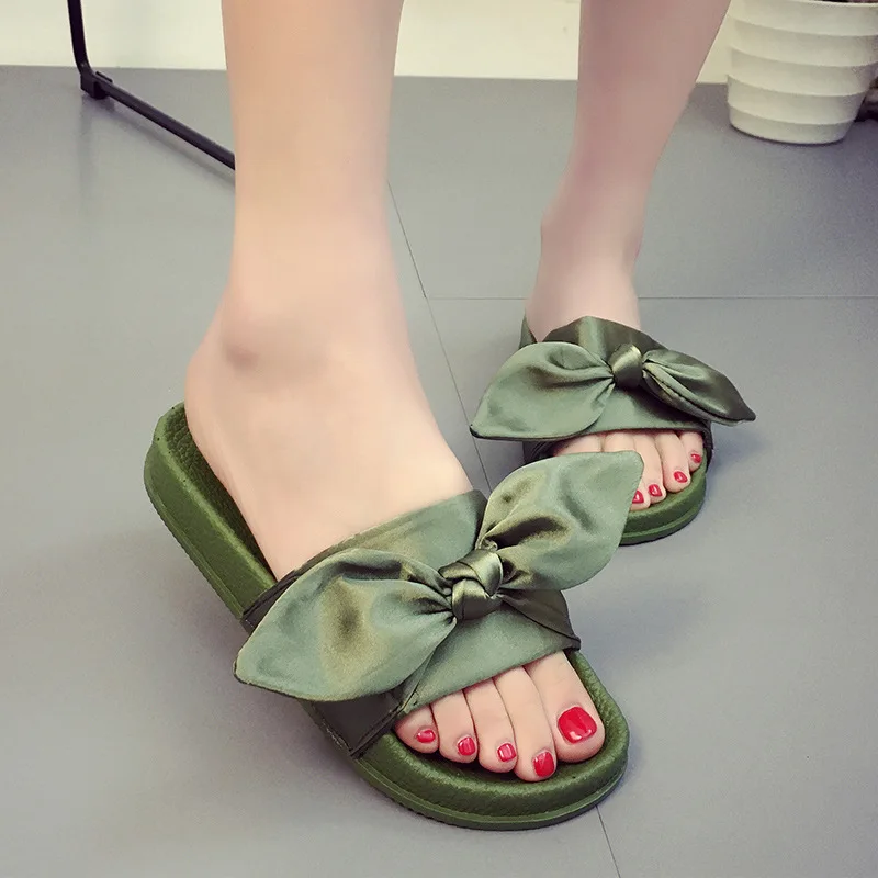 Женские сандалии с бантиком-бабочкой модные слиперы Нескользящие пляжные туфли