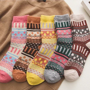 5 Pairs Random Color NEST 5 пар/партия, зимние толстые носки в национальном стиле, женские хлопковые модные теплые носки, качественные тканевые женские носки - Цвет: 5 Pairs Random Color