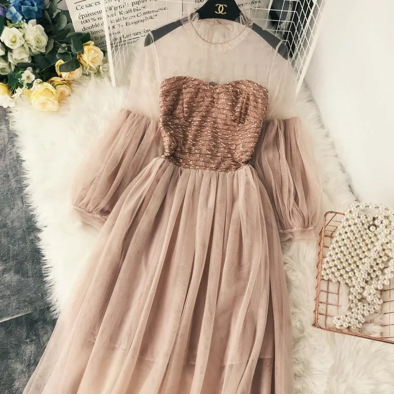 Женское весенне-осеннее нежное темпераментное кружевное платье выше колена Derss с