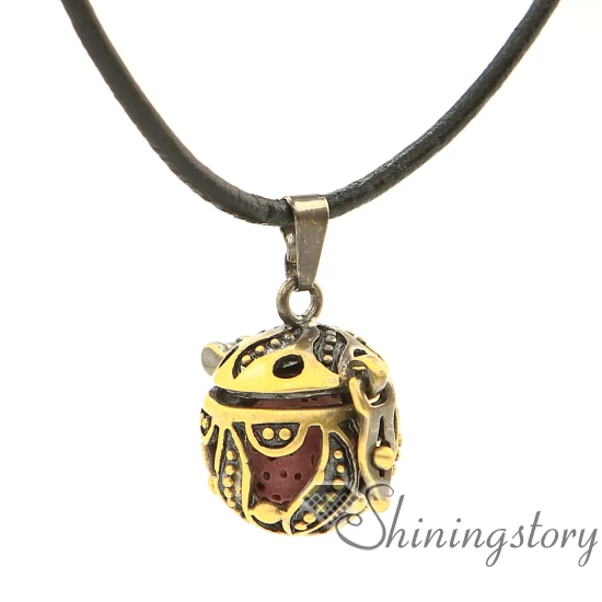 

openwork metal volcanic stone leaf diffuser necklace wholesale diffuser necklace diffuser locket aromatherapy pendants