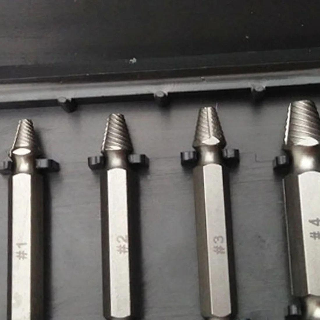 Новое поступление 4 шт./компл. двухсторонний экстрактор поврежденных винтов