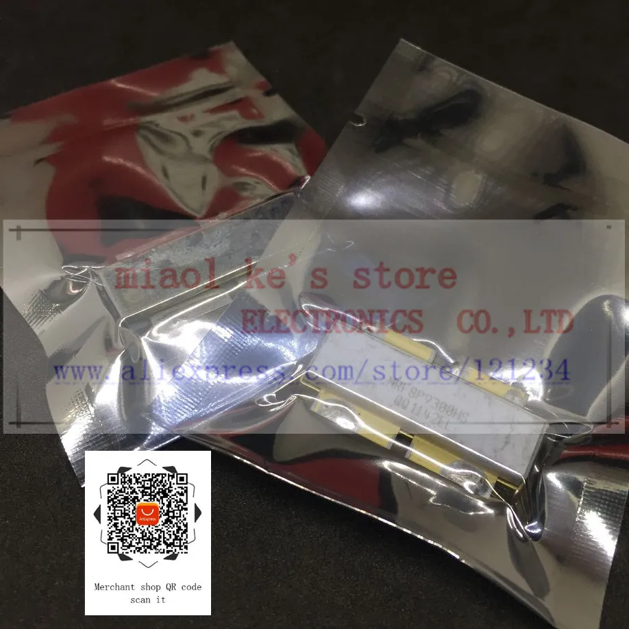 Б/у товара; MRF8P9300HS MRF8P9300HSR5 MRF8P9300HSR6 [полевого транзистора RF 2CH 2.4A 70V 19.4dB 100W 960 МГц чехол 465M-01/NI-1230HS]