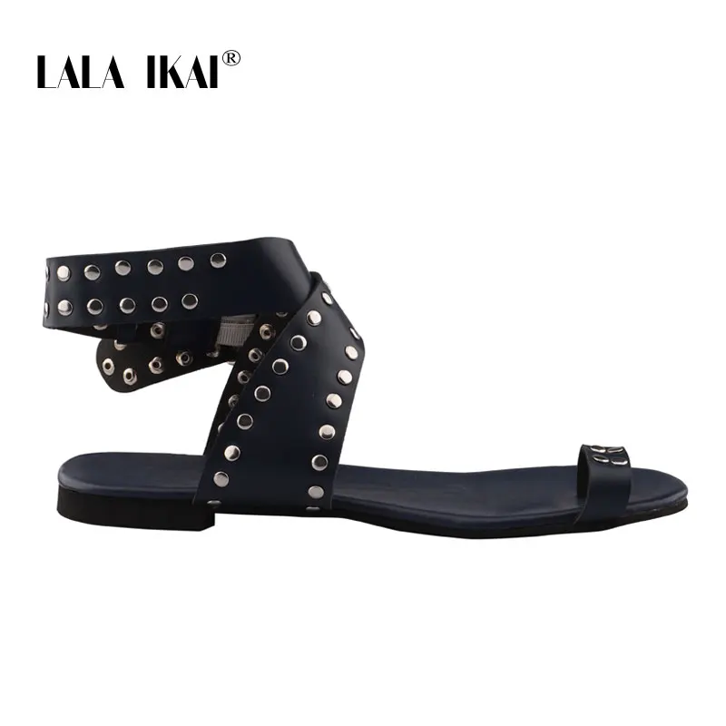 Blue LALA IKAI/сандалии-гладиаторы; женская летняя обувь из искусственной кожи ремешок с пряжкой с заклепками; женские сандалии на плоской подошве; женские сандалии; 014A3508-45 - Цвет: Blue