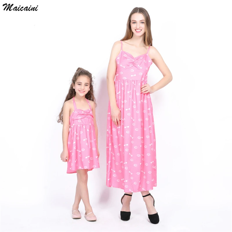 Летнее платье для мамы и дочки с открытыми плечами оборками|Сочетающаяся одежда